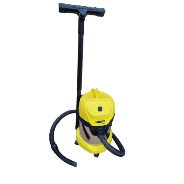 Aspirateur eau et poussières Karcher WD3 disponible en location à Toulouse